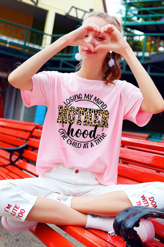 Women's Regular Fit Crew Neck Letter Leopard Print T-shirt