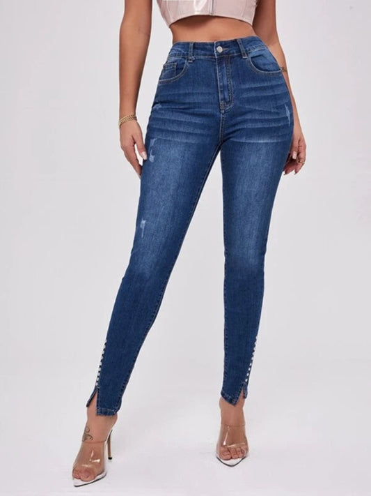 Damen-Jeans mit Schlitz und Perlenbesatz und hoher Taille 